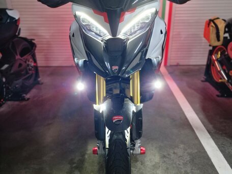 2024 Ducati Multistrada V4, красный, 3000000 рублей, вид 5