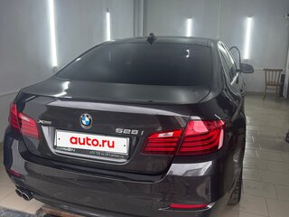 2013 BMW 5 серии 528i xDrive VI (F10/F11/F07) Рестайлинг, серый, 1450000 рублей, вид 4