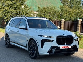 2023 BMW X7 40i I (G07) Рестайлинг, белый, 6670000 рублей, вид 2