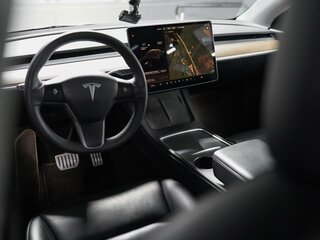 2021 Tesla Model Y Performance I, чёрный, 4450000 рублей, вид 4