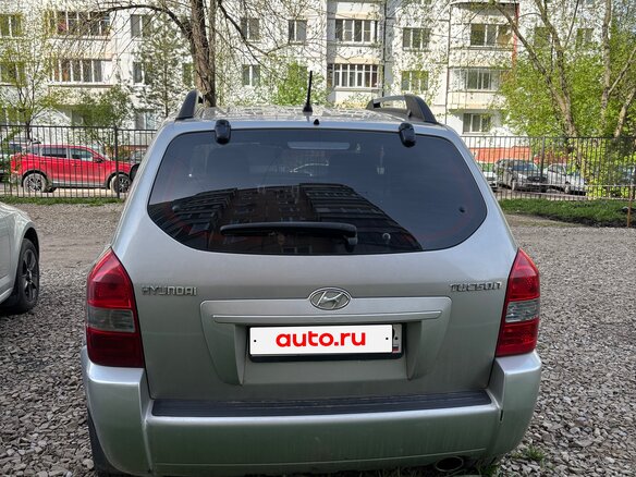 2008 Hyundai Tucson I, серебристый - вид 1