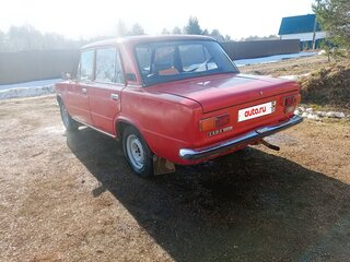 1984 Lada (ВАЗ) 2101, красный, 100000 рублей, вид 3