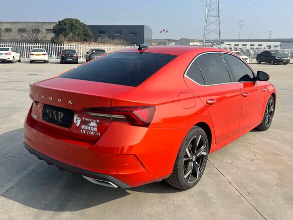 2022 Skoda Octavia IV (A8), пурпурный - вид 13