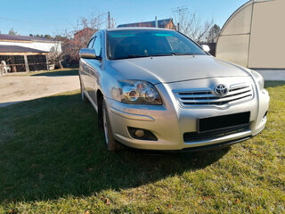 2007 Toyota Avensis II Рестайлинг, серебристый, 960000 рублей, вид 1