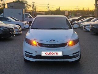 2015 Kia Rio III Рестайлинг, белый, 420000 рублей, вид 2