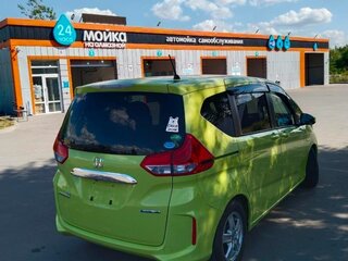 2018 Honda Freed II, жёлтый, 1499000 рублей, вид 4