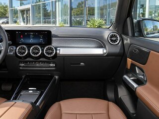 2026 Mercedes-Benz GLB 200 I (X247) Рестайлинг, чёрный, 4360000 рублей, вид 5