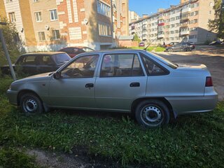 2010 Daewoo Nexia I Рестайлинг, серебристый, 450000 рублей, вид 2