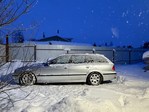 1998 BMW 5 серии 523i IV (E39), серебристый, 470000 рублей - вид 8