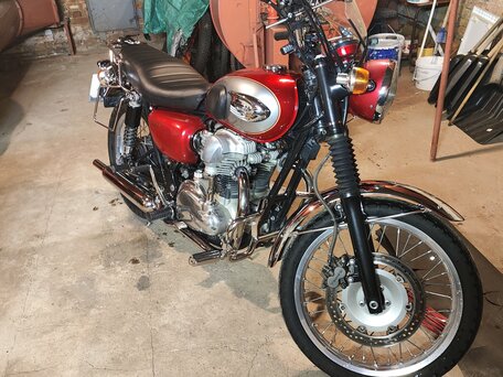 2007 Kawasaki W 650, красный, 550000 рублей, вид 3