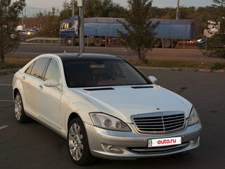 2006 Mercedes-Benz S-Класс 500 V (W221), белый, 625000 рублей, вид 3