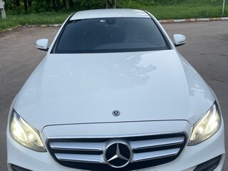 2019 Mercedes-Benz E-Класс 220 d V (W213, S213, C238), белый, 2800000 рублей, вид 2