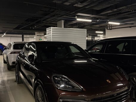2020 Porsche Cayenne III, коричневый, 6700000 рублей, вид 2