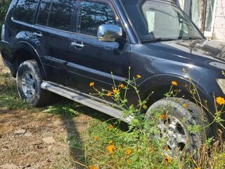 2007 Mitsubishi Pajero IV, чёрный, 1600000 рублей, вид 3