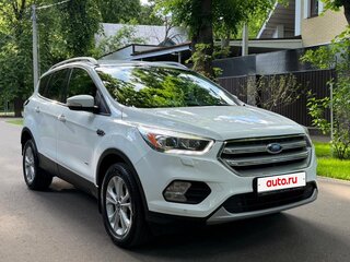2017 Ford Kuga II Рестайлинг, белый, 1175000 рублей, вид 2