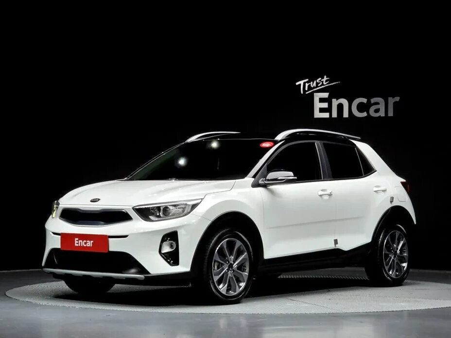Открыть фотографии: Kia Stonic I