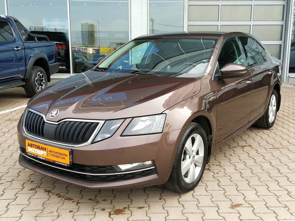Открыть фотографии: Skoda Octavia III (A7) Рестайлинг