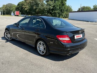 2010 Mercedes-Benz C-Класс 180 BlueEFFICIENCY III (W204), чёрный, 1150000 рублей, вид 1