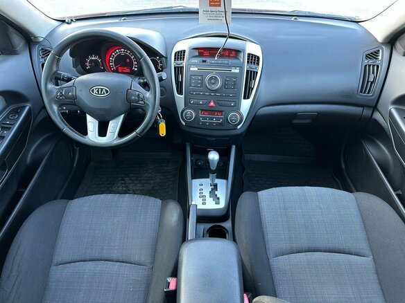2011 Kia Ceed I Рестайлинг, красный - вид 10