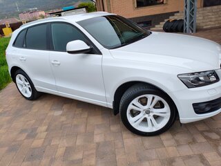2010 Audi Q5 I (8R), белый, 1800000 рублей, вид 2
