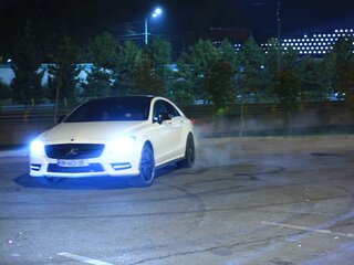 2014 Mercedes-Benz CLS 550 II (C218), белый, 2300000 рублей, вид 1