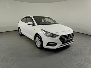 2019 Hyundai Solaris II, белый, 970000 рублей, вид 3