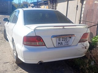 2000 Mitsubishi Galant VIII Рестайлинг, белый, 200000 рублей, вид 5