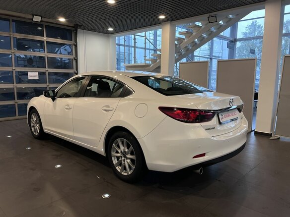2016 Mazda 6 III (GJ) Рестайлинг, белый - вид 4