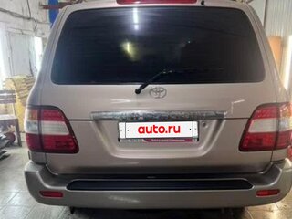 2006 Toyota Land Cruiser 100 Series Рестайлинг 2, бежевый, 2200000 рублей, вид 4
