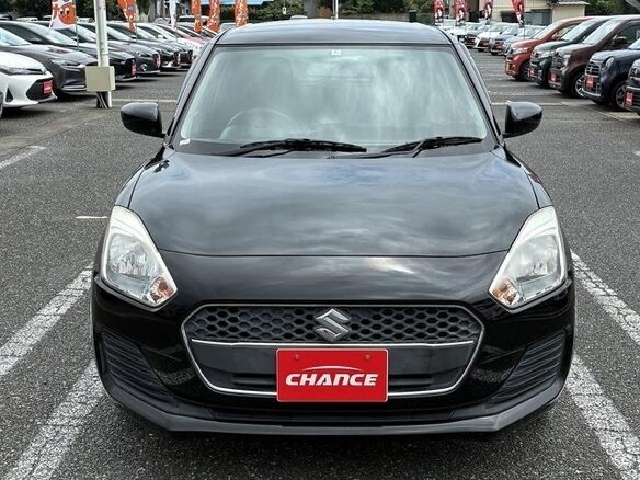2019 Suzuki Swift V, чёрный, 870000 рублей - вид 1