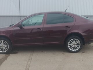 2012 Skoda Octavia II (A5) Рестайлинг, красный, 700000 рублей, вид 5