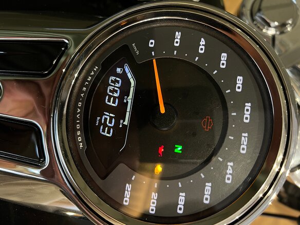 2020 Harley-Davidson Fat Boy, чёрный, 3000000 рублей - вид 14
