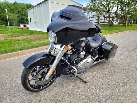 2022 Harley-Davidson Street Glide Special, чёрный, 2040000 рублей, вид 4