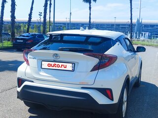 2018 Toyota C-HR I, белый, 2000000 рублей, вид 4