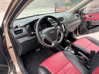 2015 Kia Rio III Рестайлинг, коричневый, 810111 рублей, вид 4