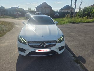 2017 Mercedes-Benz E-Класс 200 V (W213, S213, C238), белый, 3600000 рублей, вид 1