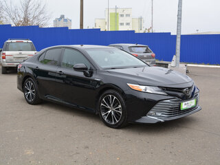2019 Toyota Camry VIII (XV70), чёрный, 2449000 рублей, вид 3