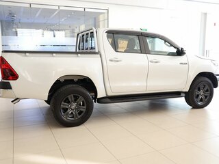 2024 Toyota Hilux VIII Рестайлинг 2, белый, 7450000 рублей, вид 4