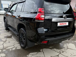 2022 Toyota Land Cruiser Prado 150 Series Рестайлинг 3, чёрный, 6500000 рублей, вид 5