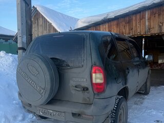 2003 Chevrolet Niva I, зелёный, 180000 рублей, вид 2