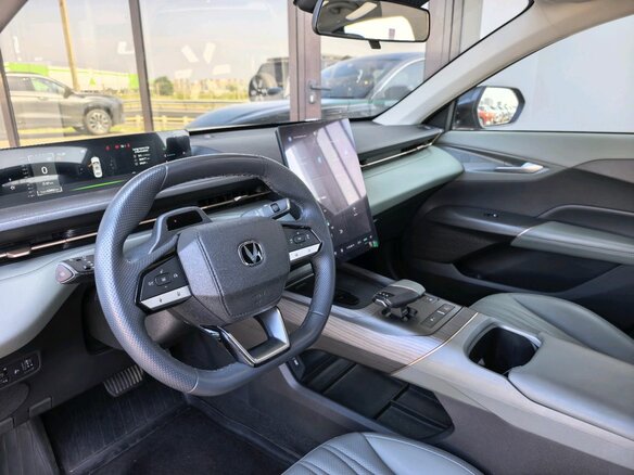 2024 Changan Lamore, серый, 2070000 рублей - вид 11