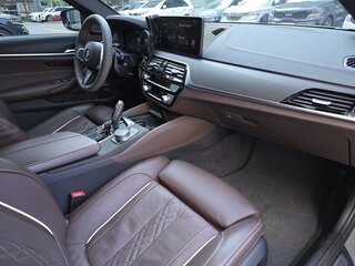 2021 BMW 5 серии Long 530Li xDrive VII (G30/G31/G38) Рестайлинг, серый, 5650000 рублей, вид 5