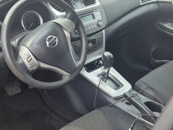 2014 Nissan Sentra VII (B17), чёрный - вид 4