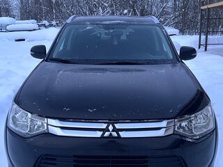2014 Mitsubishi Outlander III, чёрный, 1500000 рублей, вид 2