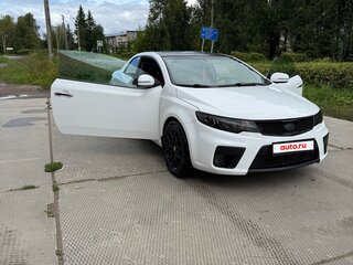 2010 Kia Cerato Koup II, белый, 1200000 рублей, вид 1