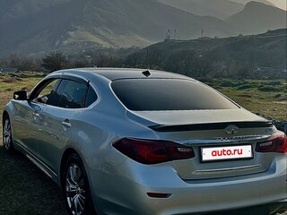 2014 Infiniti Q70 I Рестайлинг, серый, 2600000 рублей, вид 4