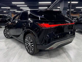 2023 Lexus RX 350 V, чёрный, 9170000 рублей, вид 2