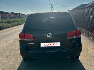 2006 Volkswagen Touareg I, чёрный, 820000 рублей, вид 3