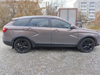 2019 Lada (ВАЗ) Vesta SW Cross I, серый, 1000000 рублей, вид 3