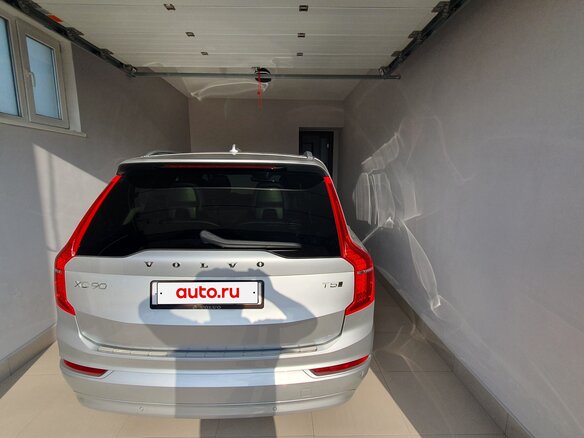 2022 Volvo XC90 II Рестайлинг 1, серебристый, 4290000 рублей - вид 7